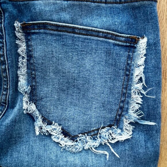 AKIRA MAYA FRAY MID RISE SKINNY WOMEN’S JEANS sz 7 W27 Dark Wash STRETCHY NWT - Picture 8 of 15